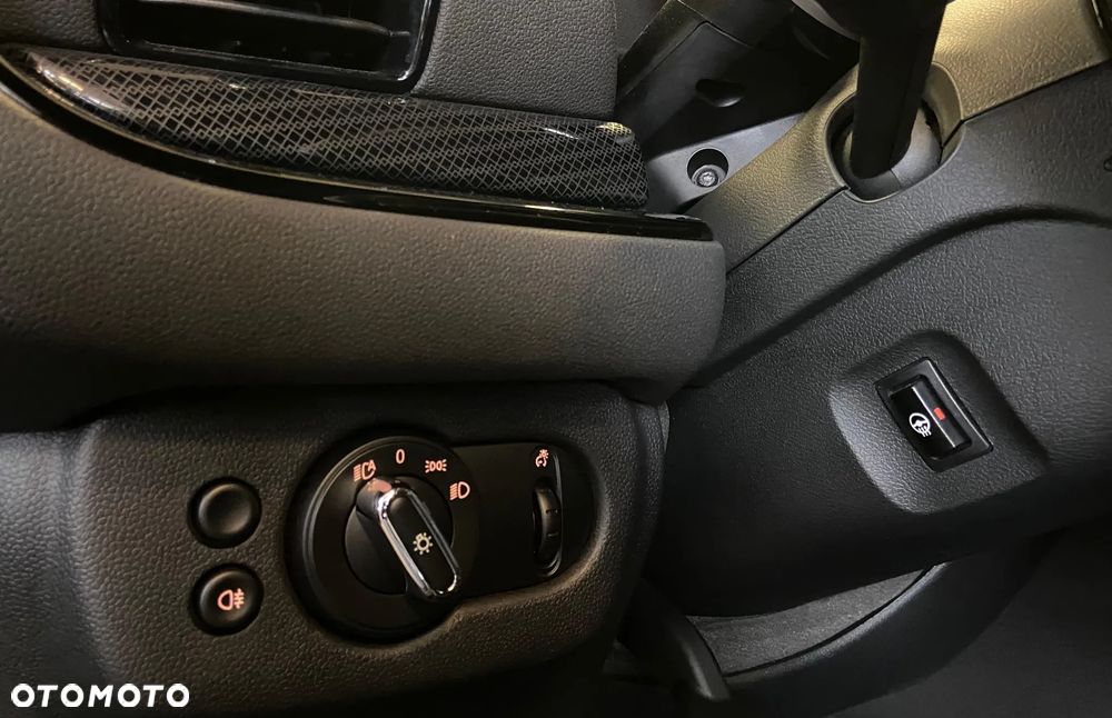 MINI John Cooper Works ALL4 sport - 20