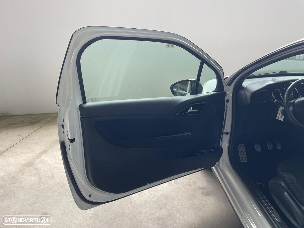 Citroën DS3 1.6 HDi Airdream So Chic - 17