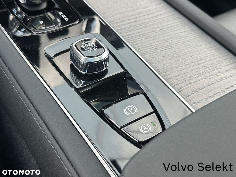 Volvo XC 90 - 20
