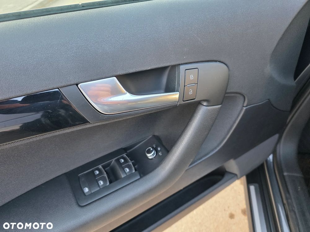 Audi A3 Sportback 2.0 TDI S line Sportpaket plus - 18