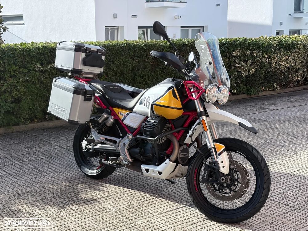 Moto Guzzi V85 TT - 2