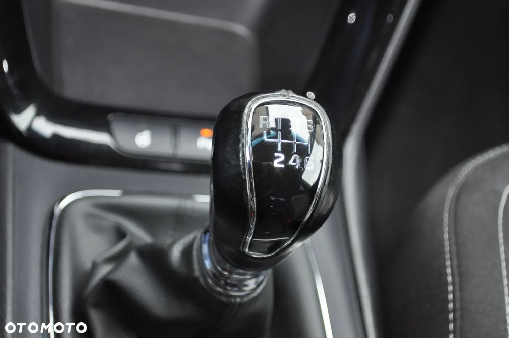 Kia Ceed 1.6 CRDi 128 Platinum Edition - 31