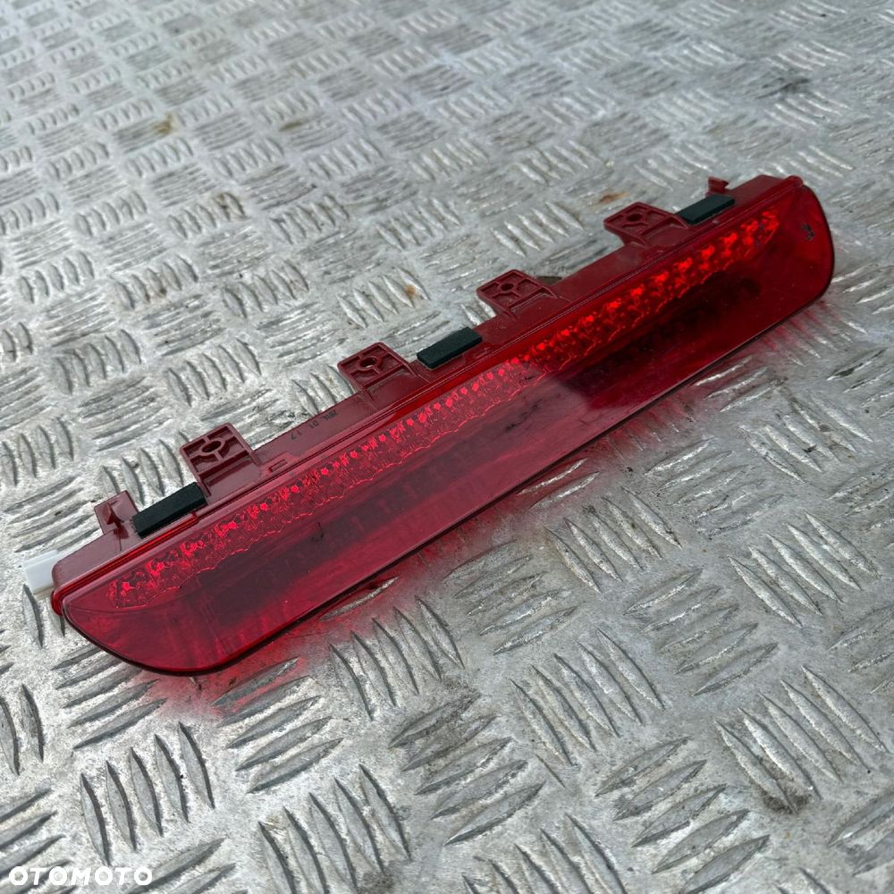 Swiatło Stop Led W Klapę Tył Kia Sportage Iii - 1
