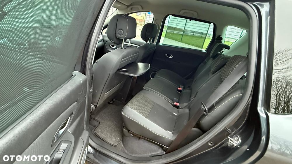 Renault Scenic TCe 130 Dynamique - 12