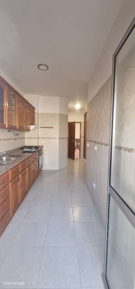 Apartamento T3 Almada - Grande imagem: 2/16