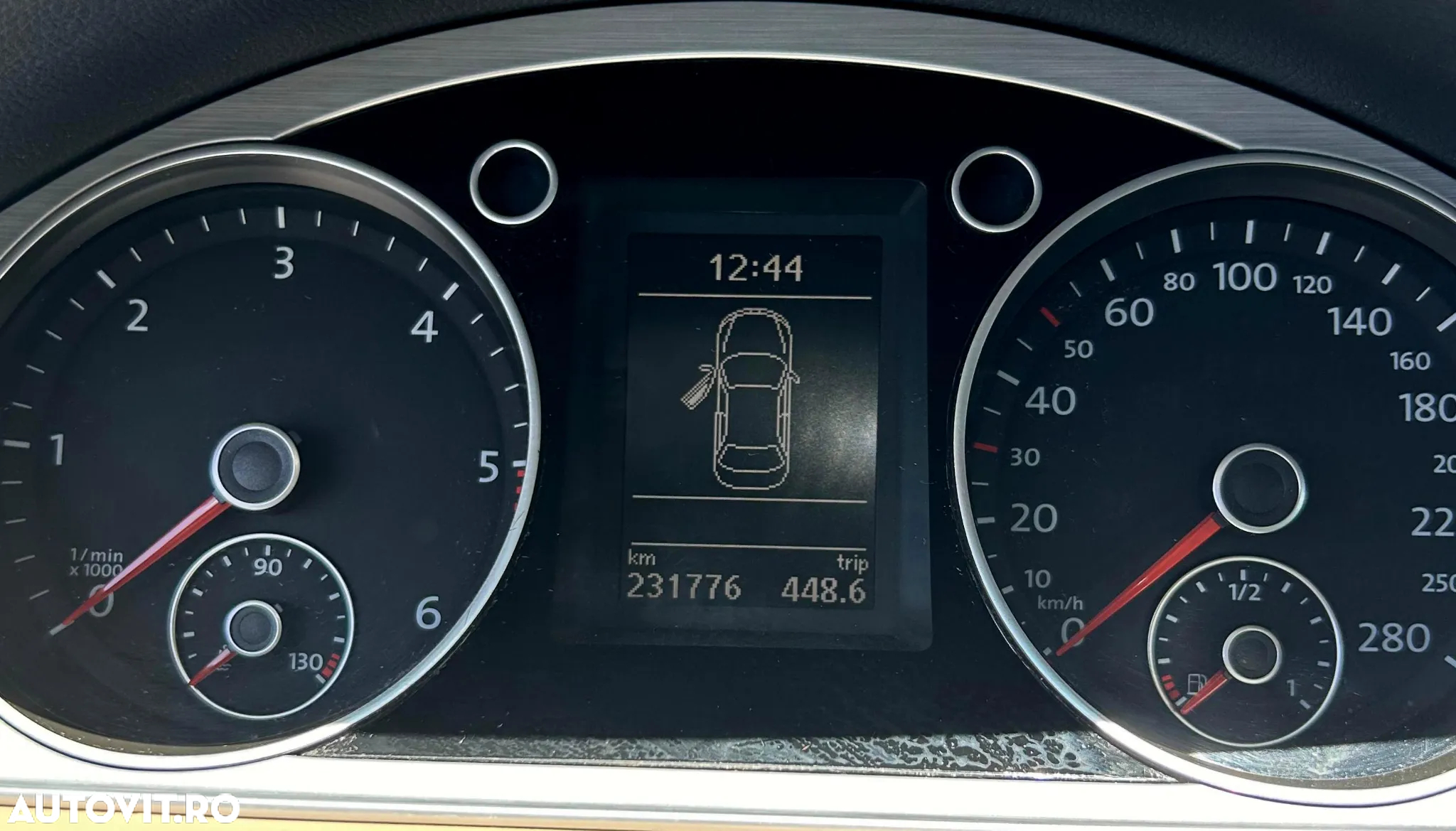 Volkswagen Passat - 8
