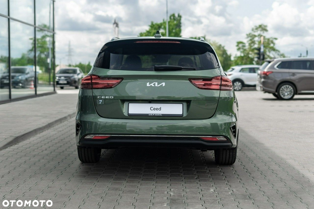 Kia Ceed - 5