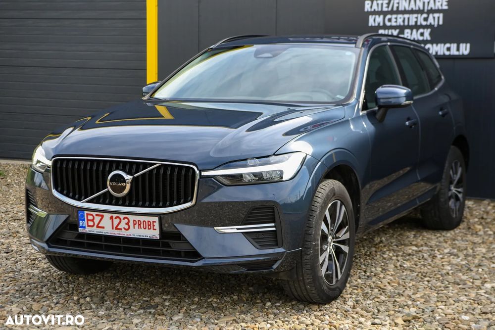Volvo XC 60 B4 MHEV AT8 FWD Momentum - 17