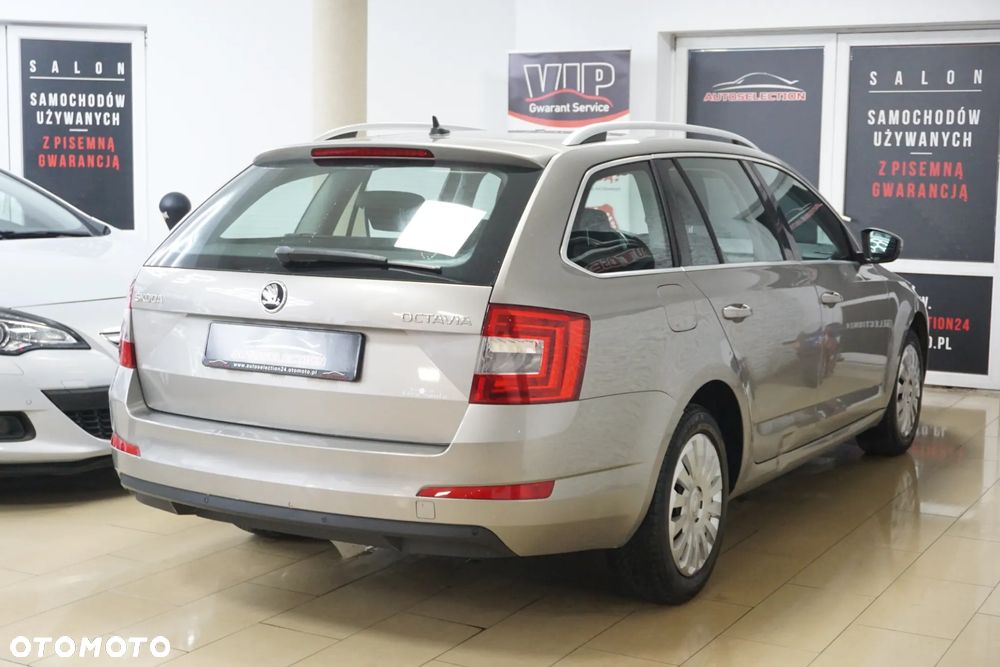 Skoda Octavia 1.6 TDI (Green tec) DSG Ambition - 4