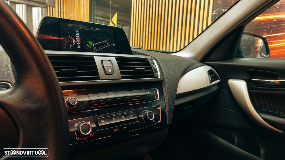 BMW 116 d EfficientDynamics Edition - 18