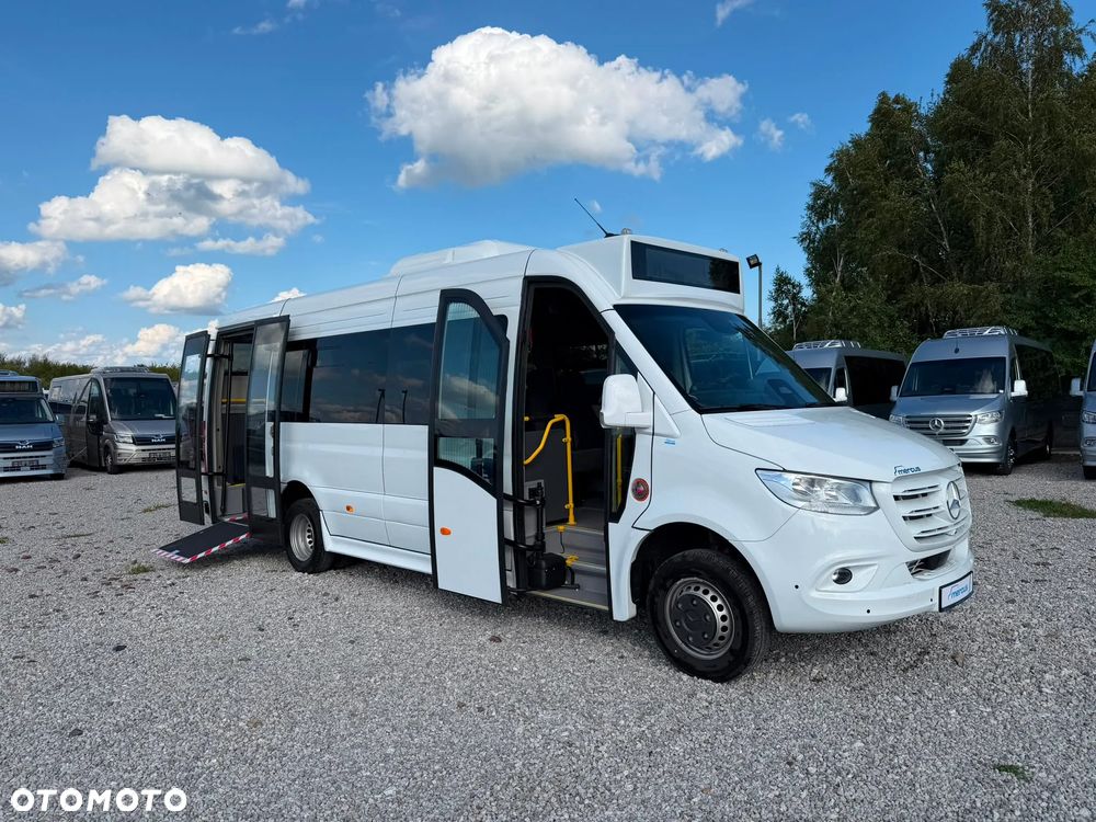 Mercedes-Benz Sprinter 519 - 4