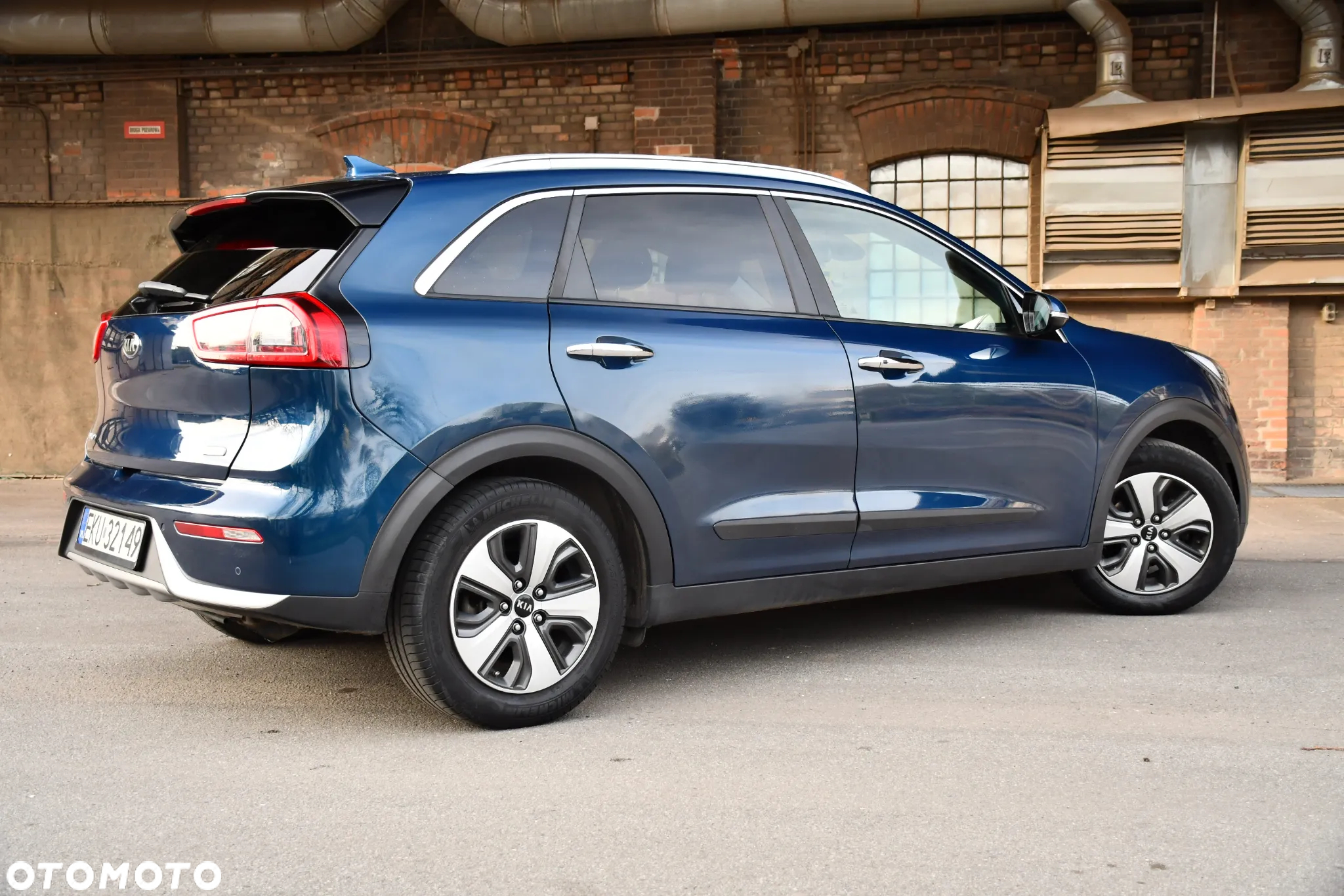 Kia Niro 1.6 GDI Hybrid L - 17