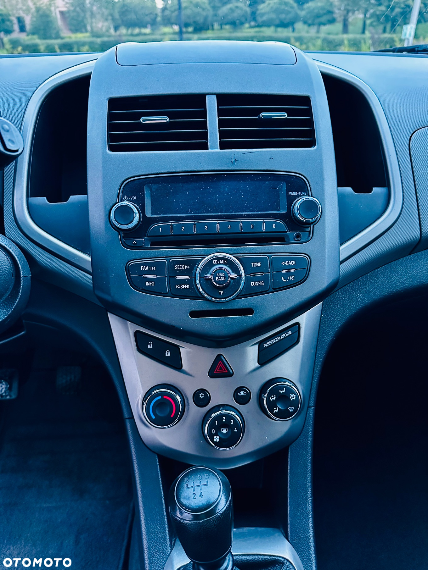 Chevrolet Aveo 1.2 LS - 32