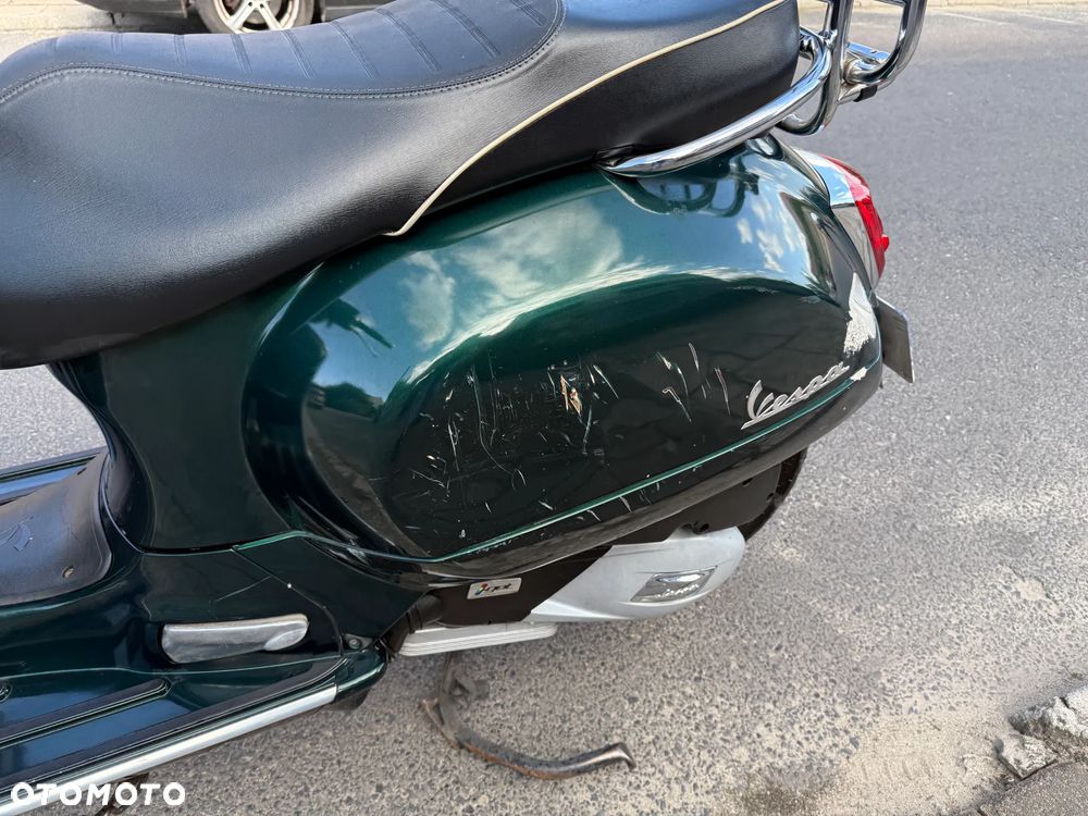 Piaggio Vespa - 16