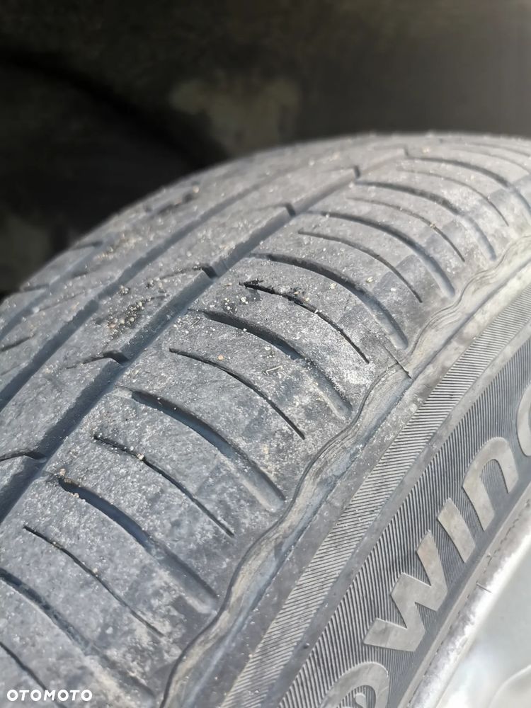 Volkswagen Caravelle - 17