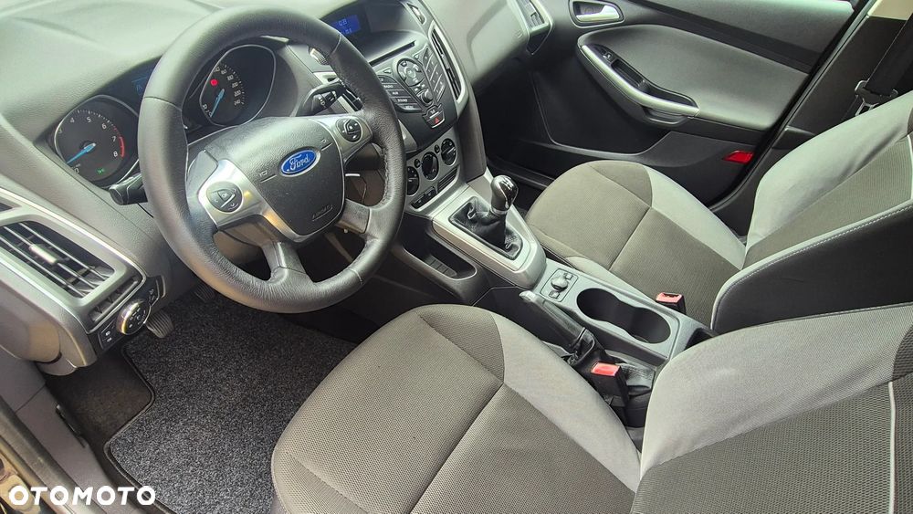 Ford Focus 1.6 TI-VCT Champions Edition - 19