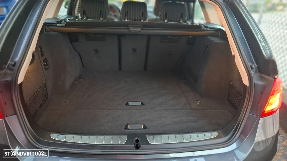 BMW 318 d Line Sport - 46