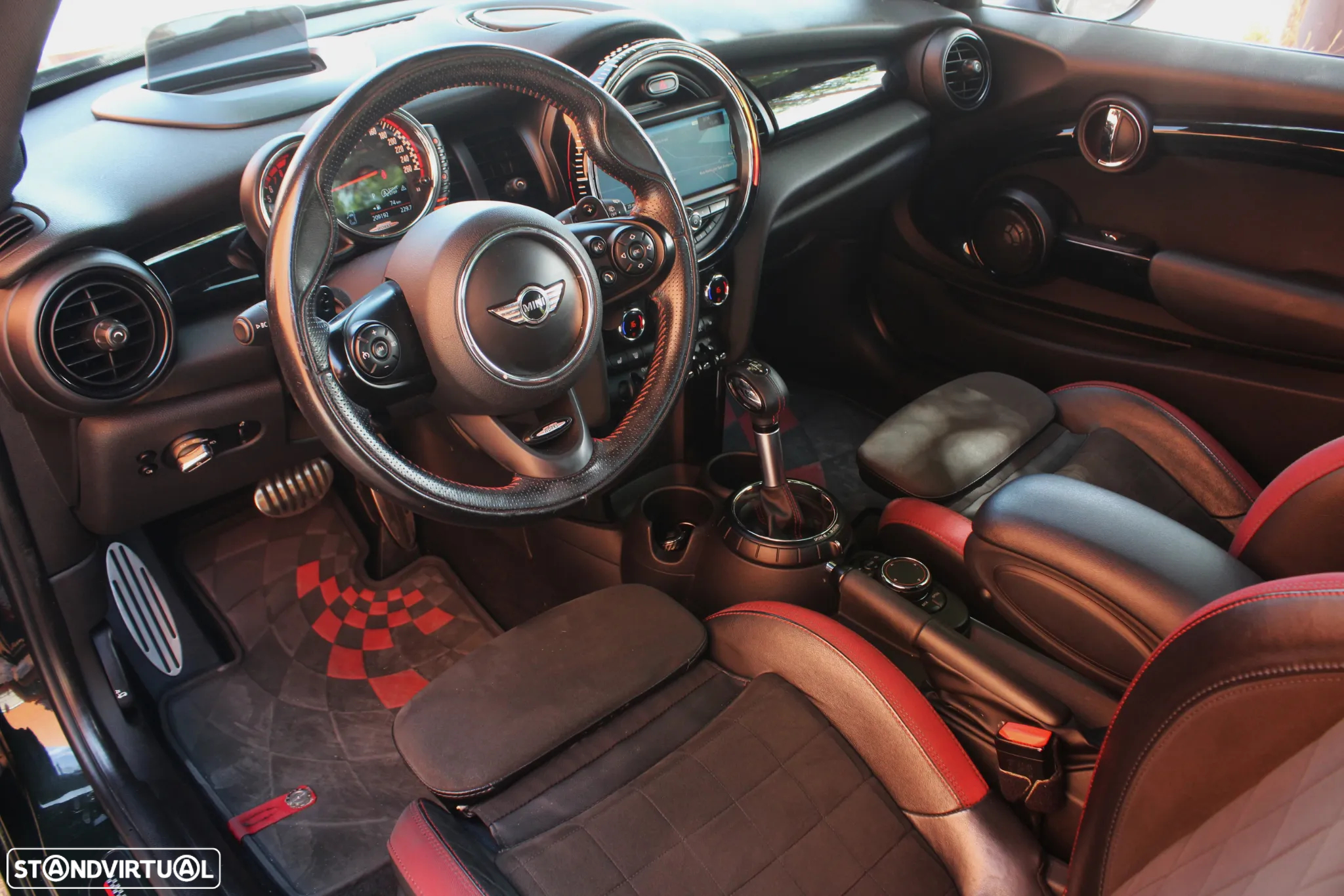 MINI 3 Portas John Cooper Works Sport Aut. - 42