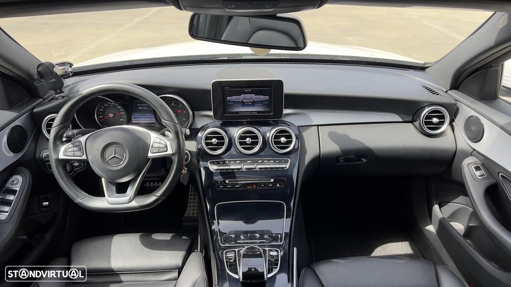 Mercedes-Benz C 300 h AMG Line - 16