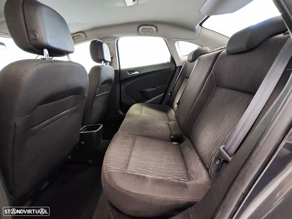 Opel Astra 1.3 CDTi Executive Start/Stop - 42