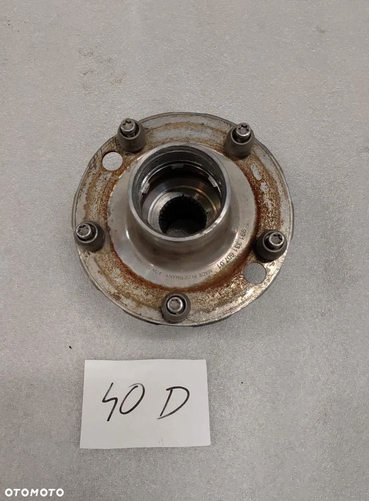 Piasta / zwrotnica Porsche 911 – 99133160701 – używana