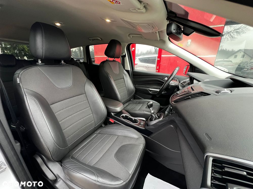 Ford Kuga 2.0 TDCi 4x4 Titanium - 30