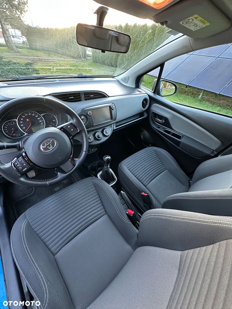 Toyota Yaris 1.33 Premium EU6 - 7