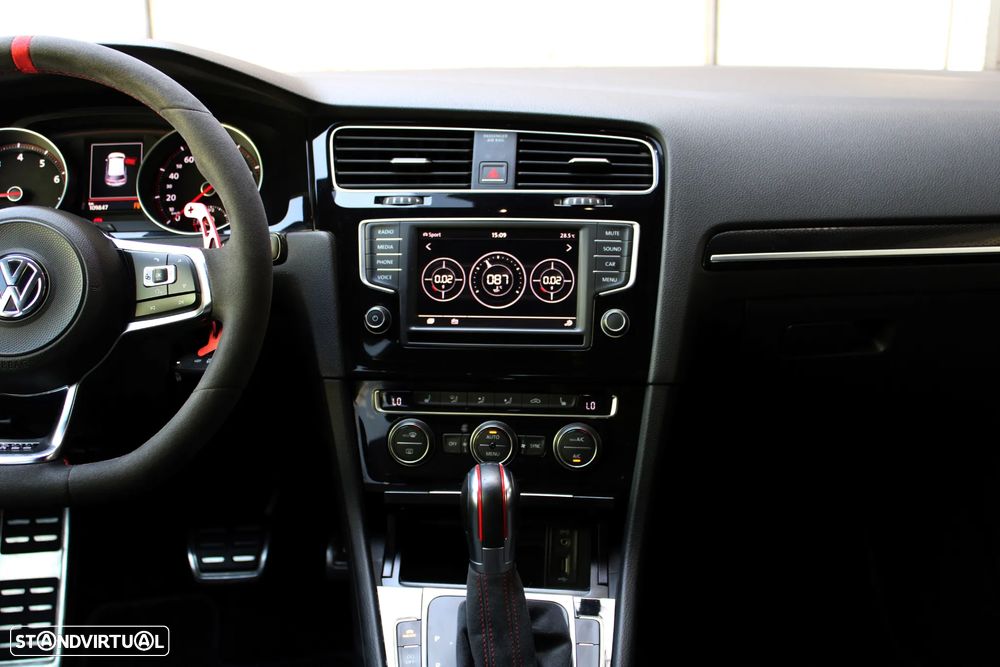 VW Golf GTI Clubsport DSG - 17