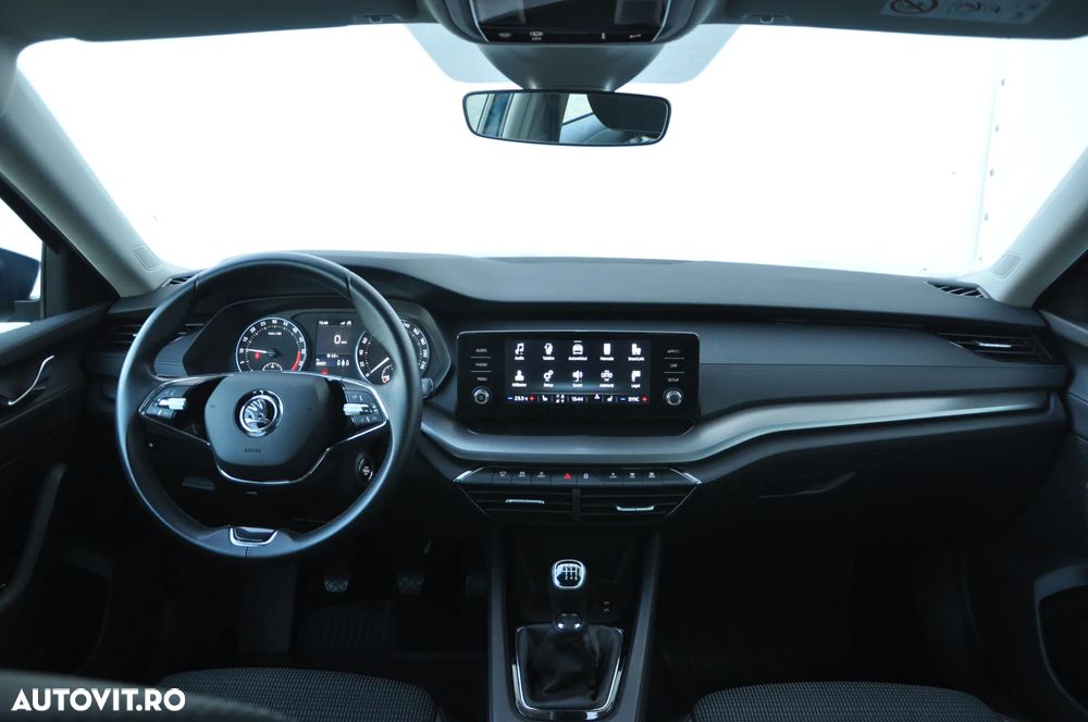 Skoda Octavia 2.0 TDI Ambition - 15