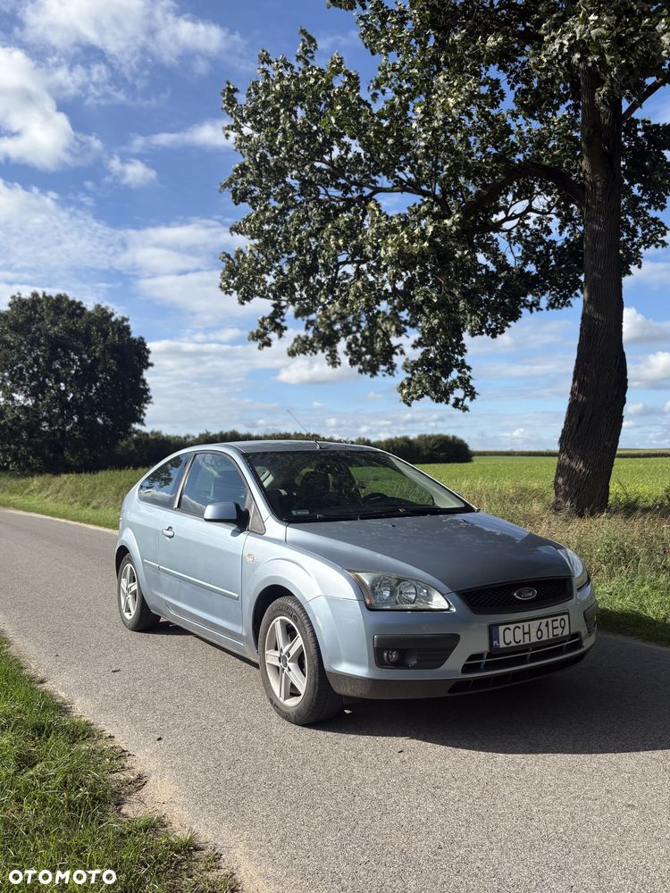Ford Focus 1.6 Ambiente - 1