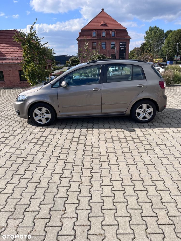 Volkswagen Golf Plus 1.6 TDI BlueMot Comfortline - 1