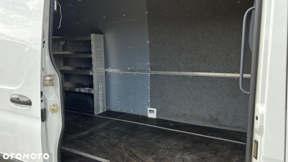 Mercedes-Benz Sprinter 319 - 29