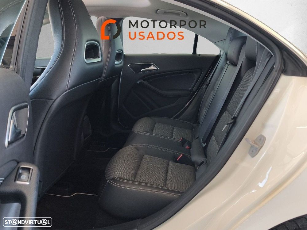 Mercedes-Benz CLA 200 CDI Urban - 8