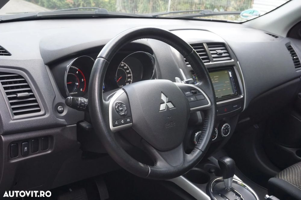 Mitsubishi ASX 2.2 DI-D 4WD Automatik Instyle - 16