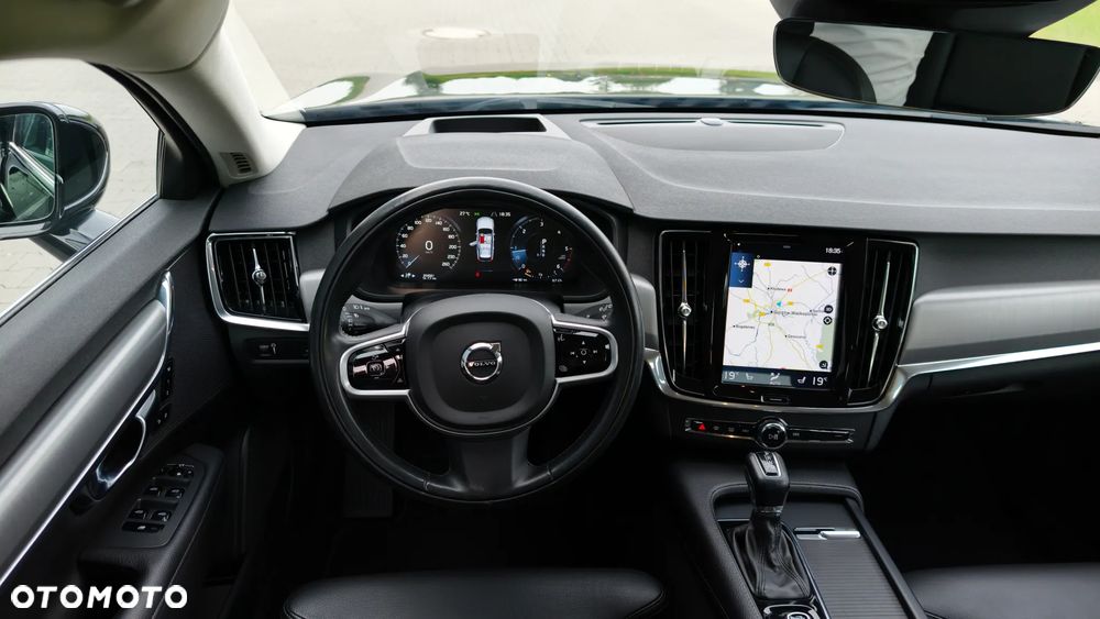 Volvo V90 D4 Geartronic Momentum Pro - 22