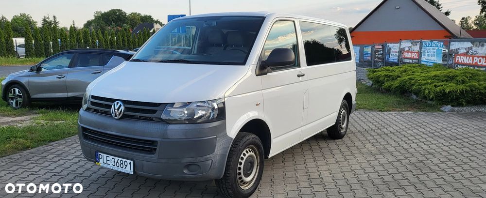 Volkswagen Transporter - 1