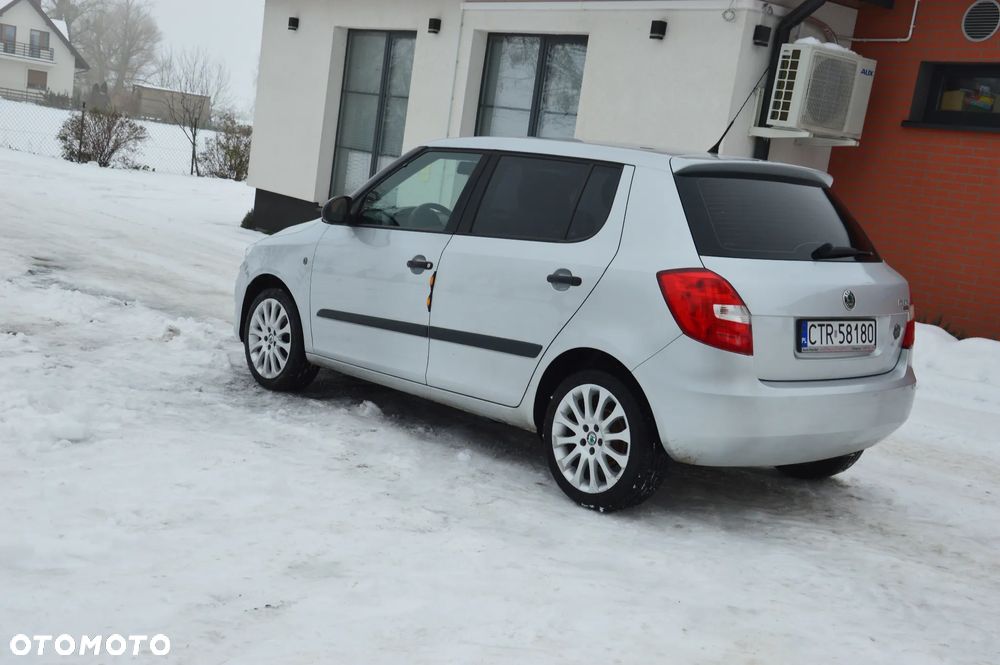 Skoda Fabia - 11