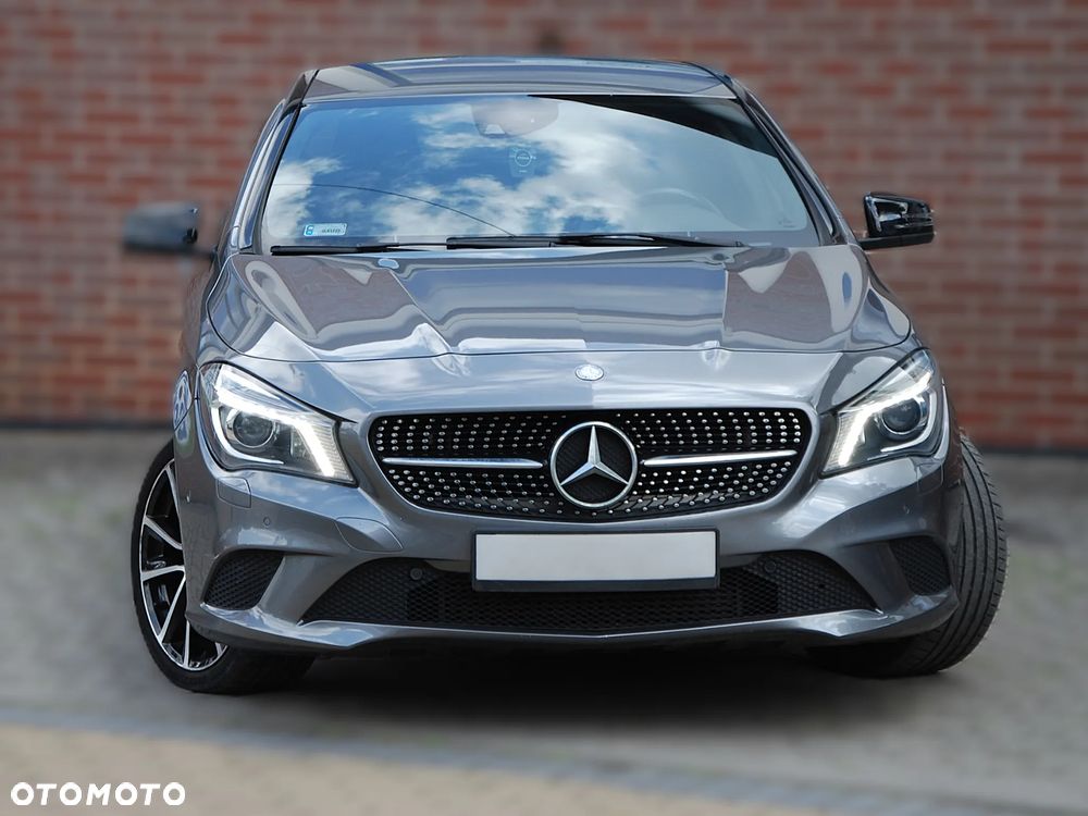 Mercedes-Benz CLA 220 CDI 7G-DCT AMG Line - 16