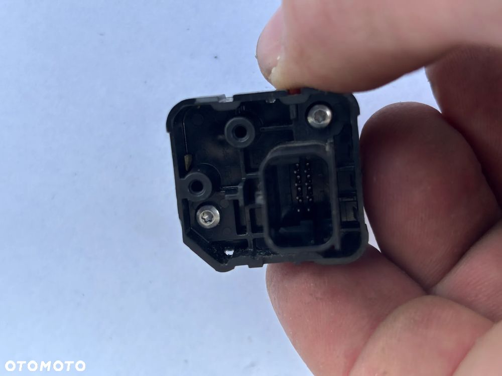 Kamera przednia vw Volkswagen Tiguan 5WA980546E element plastikowy - 6