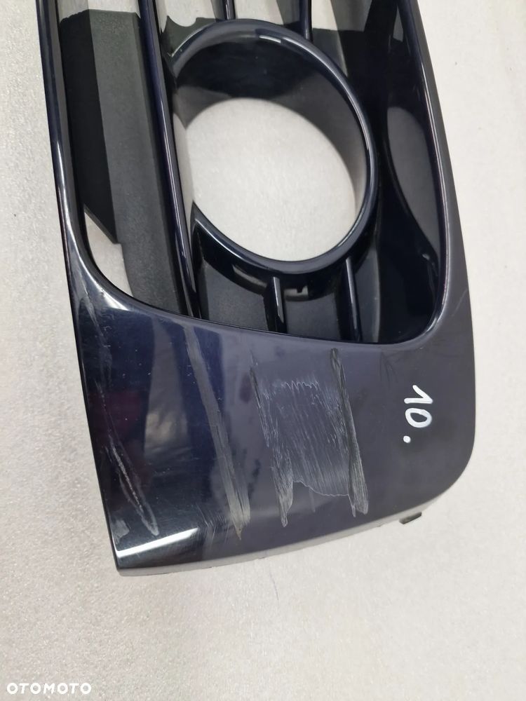 BMW F45 / F46 13- PRAWA KRATKA BOCZNA ZDERZAKA PRZEDNIEGO PRZÓD , NR 51117347232 / 7347232 , NR AUKCJI F/10 - 4