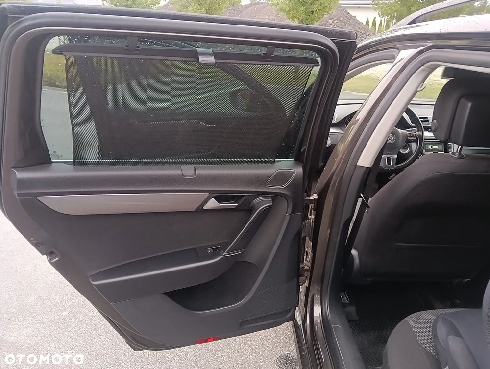 Volkswagen Passat 2.0 TDI Comfortline DSG - 21