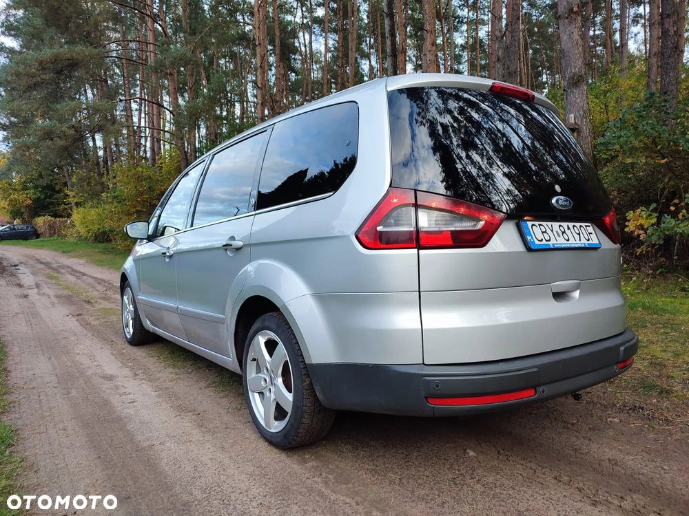 Ford Galaxy 2.0 TDCi Ghia - 4