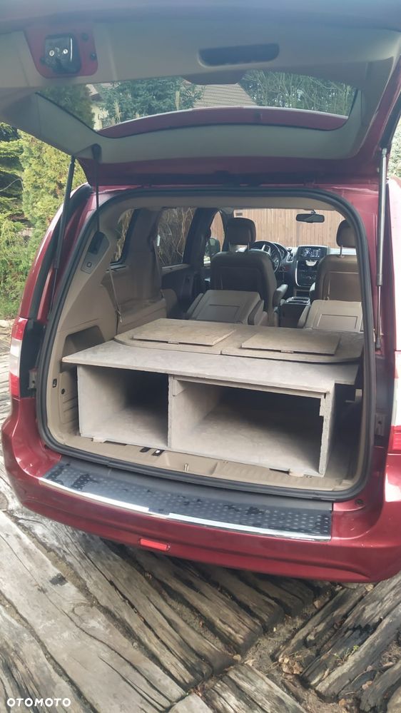 Chrysler Town & Country 3.6 Touring - 32