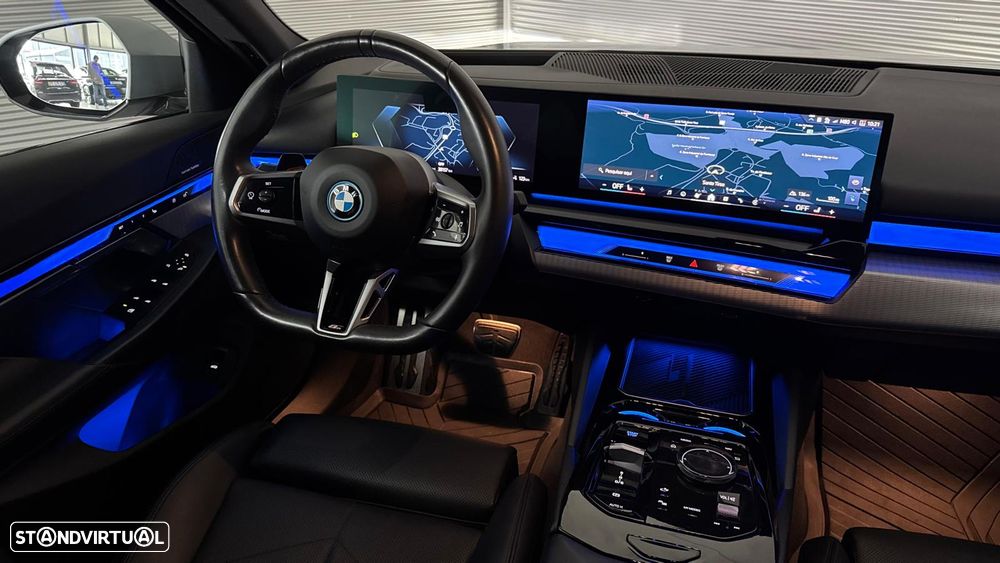 BMW i5 eDrive40 Pack Desportivo M - 23