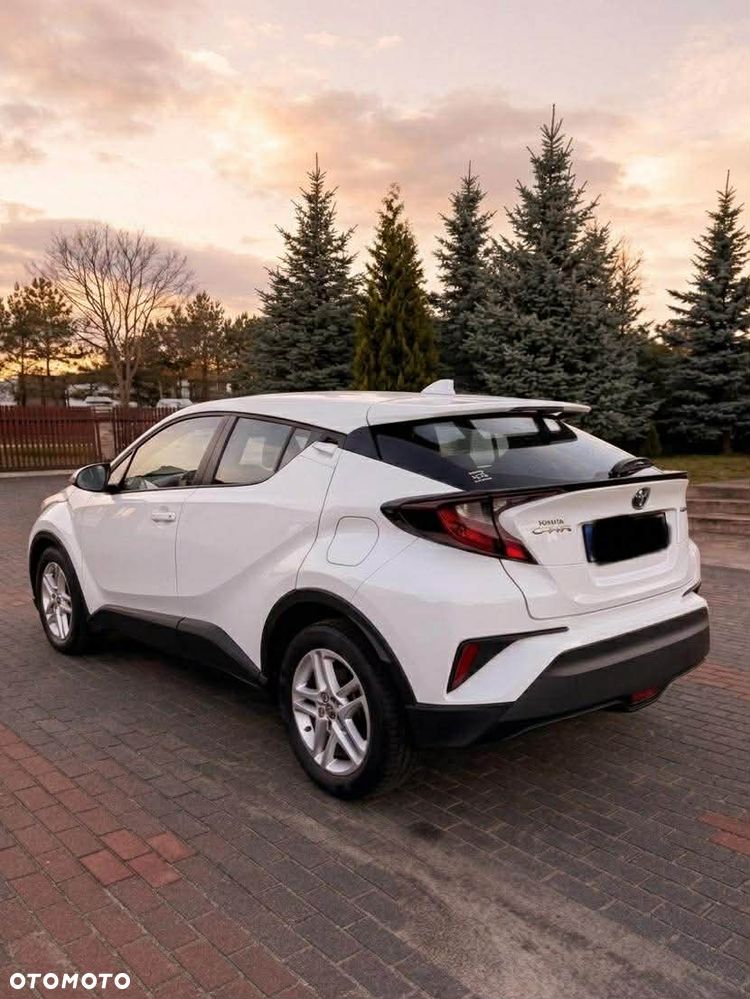 Toyota C-HR - 4