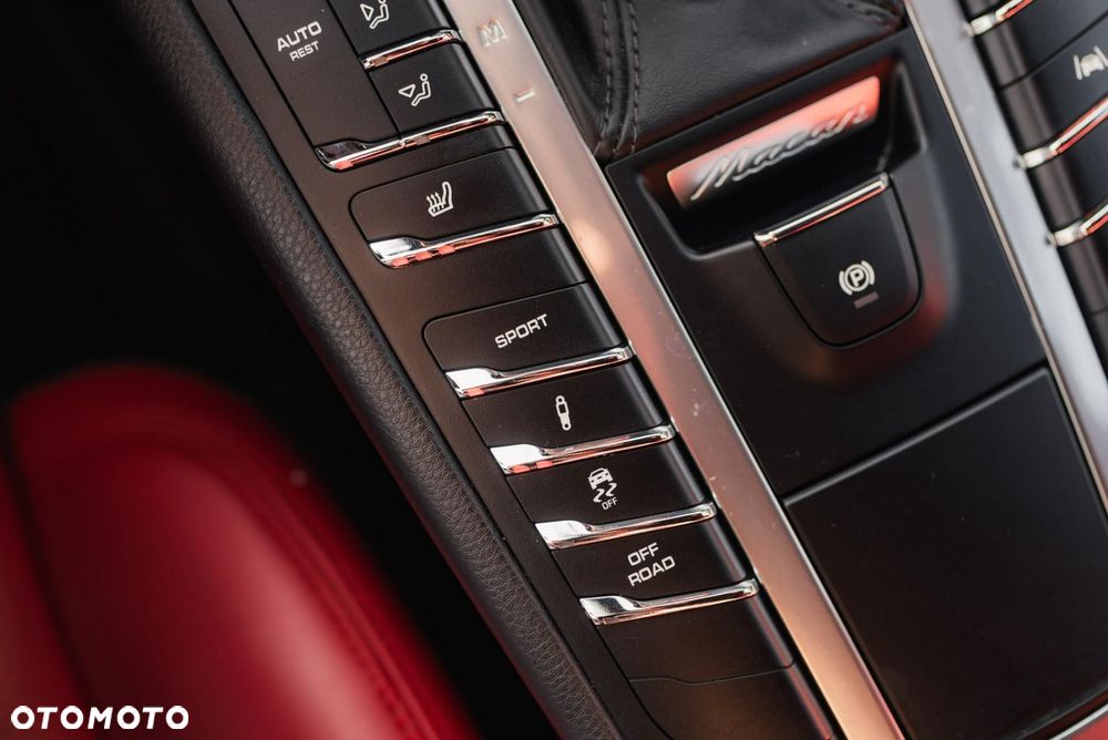 Porsche Macan Standard - 23
