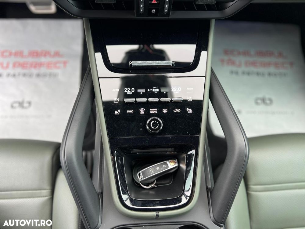 Porsche Cayenne - 19