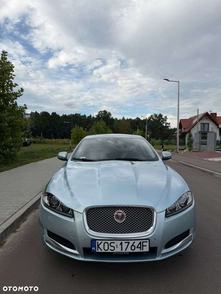 Jaguar XF 2.0 T Premium Luxury - 6
