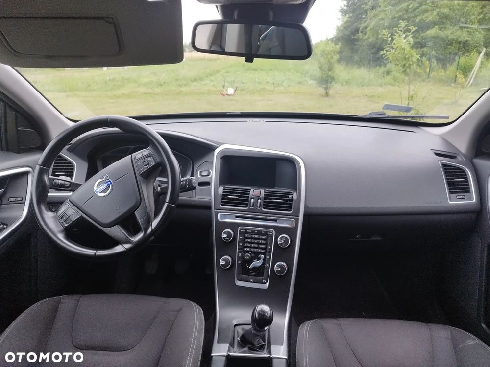 Volvo XC 60 - 6