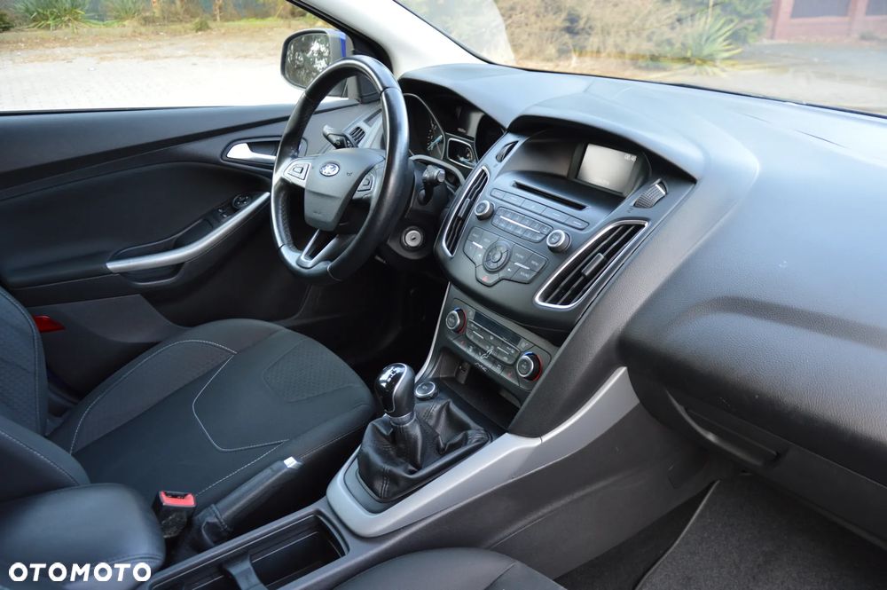 Ford Focus 1.0 EcoBoost Ambiente - 20